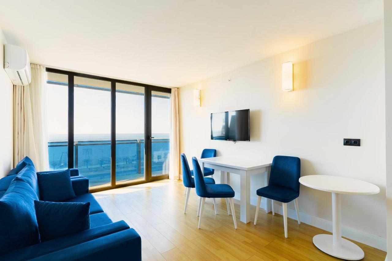 Batum Apart Apartment Luaran gambar