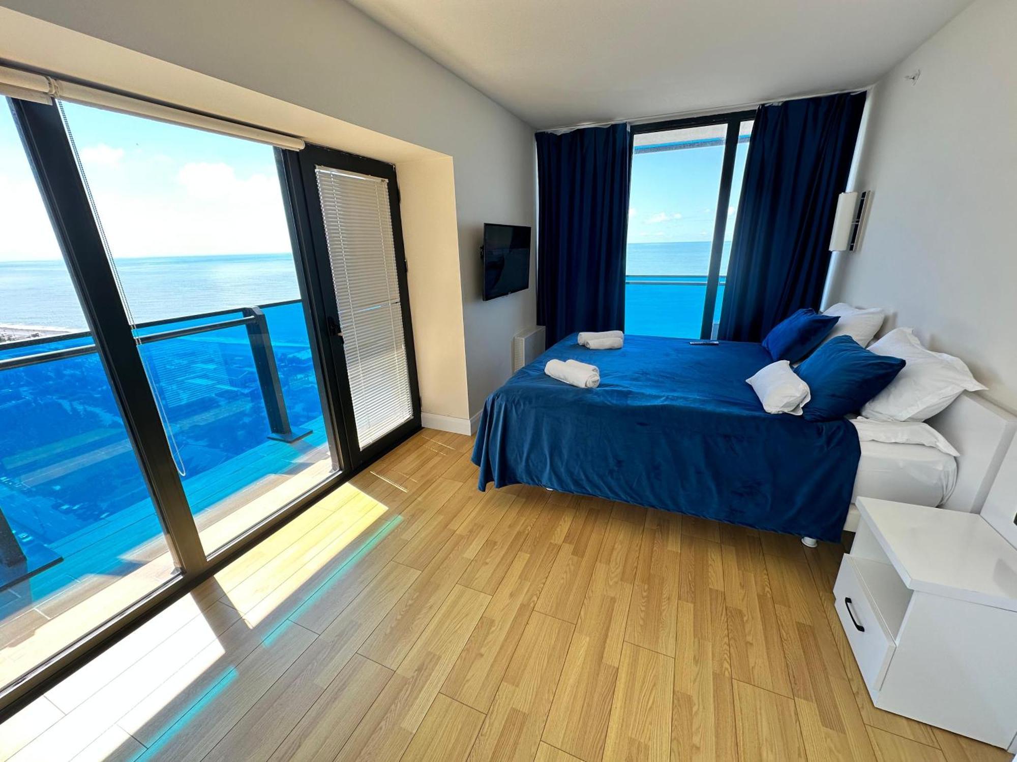 Batum Apart Apartment Luaran gambar