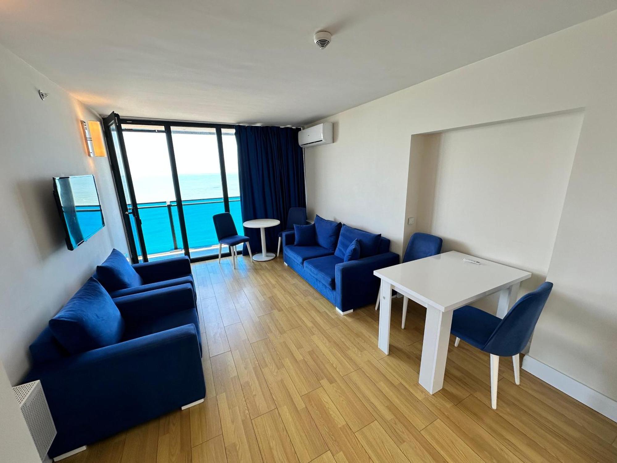 Batum Apart Apartment Luaran gambar