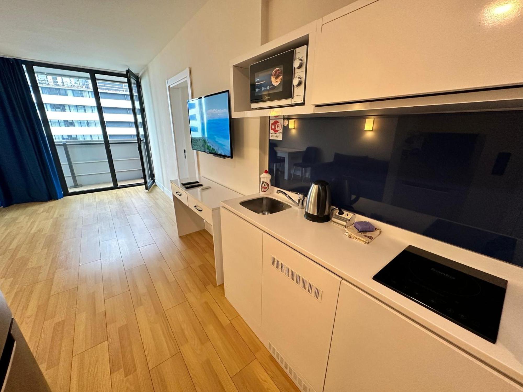 Batum Apart Apartment Luaran gambar