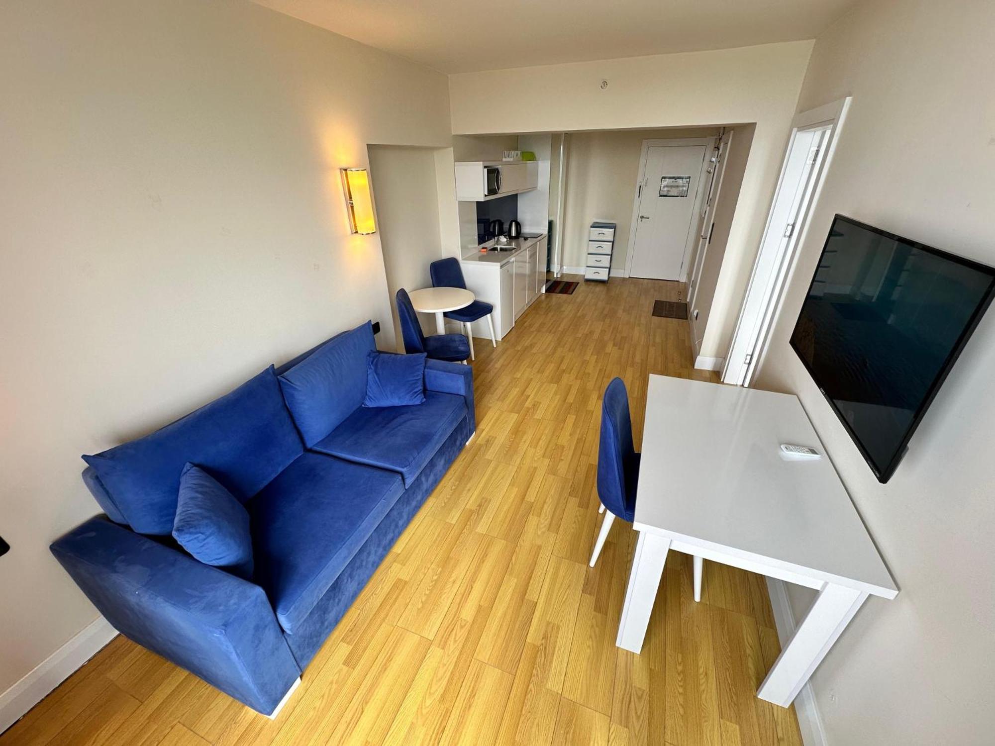 Batum Apart Apartment Luaran gambar